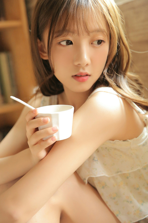 比利亚雷亚尔客场不敌埃瓦尔，遭遇失利，比利亚雷对埃瓦尔