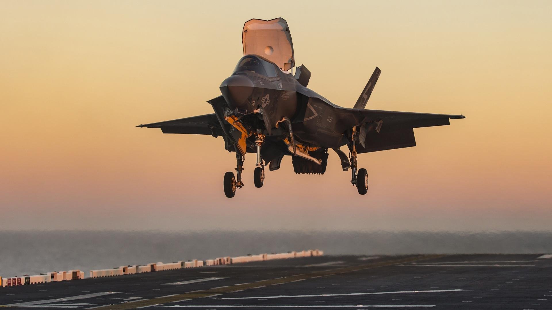 比利亚雷亚尔主场1-1战平塞维利亚,双方互交白卷,比利亚雷亚尔足球