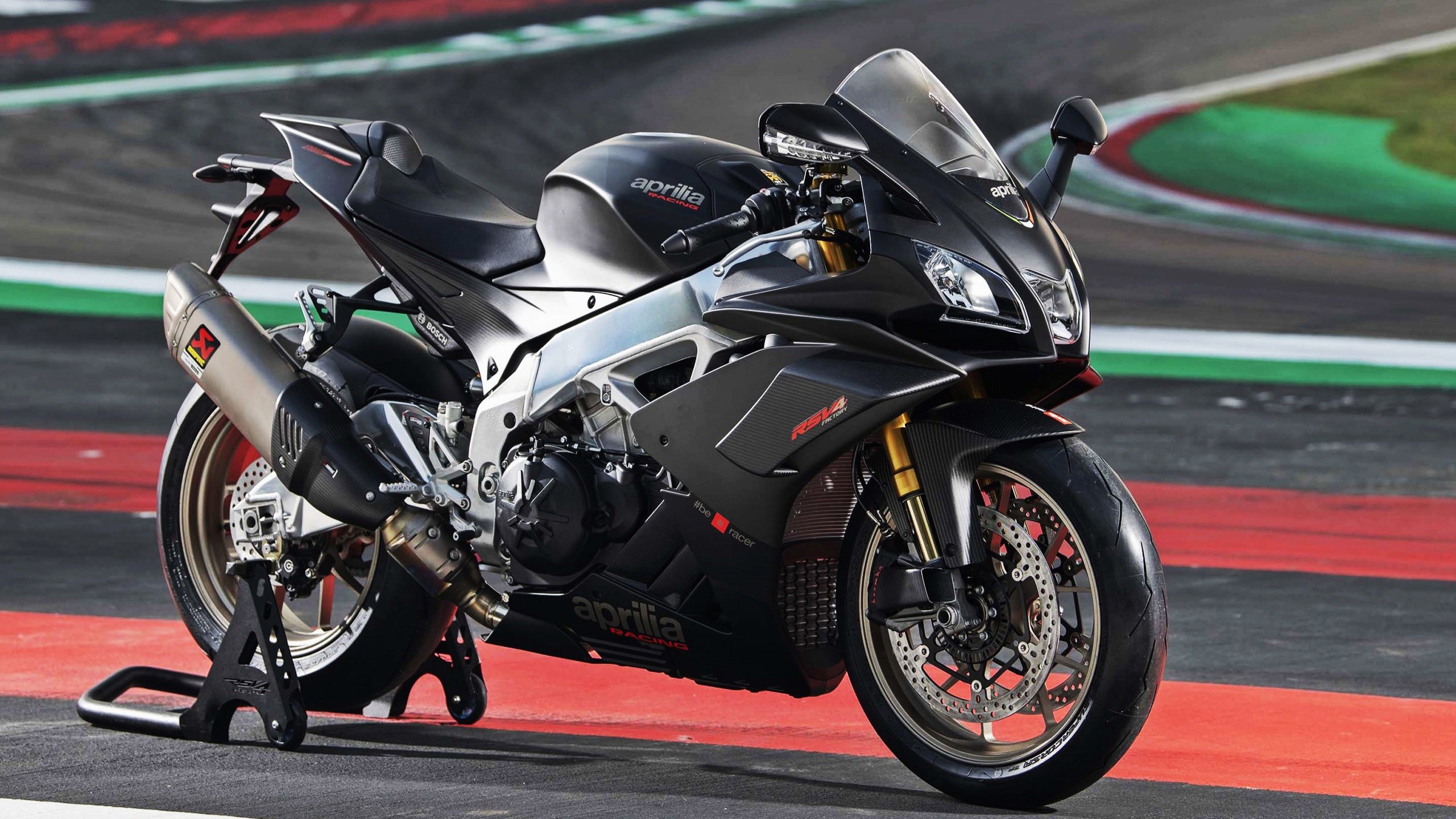 德甲速度为王:瞬间突袭,胜负在一线!,德甲速度排名